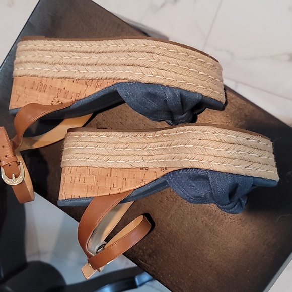 Denim Micheal Kors denim wedges - Picture 2 of 3